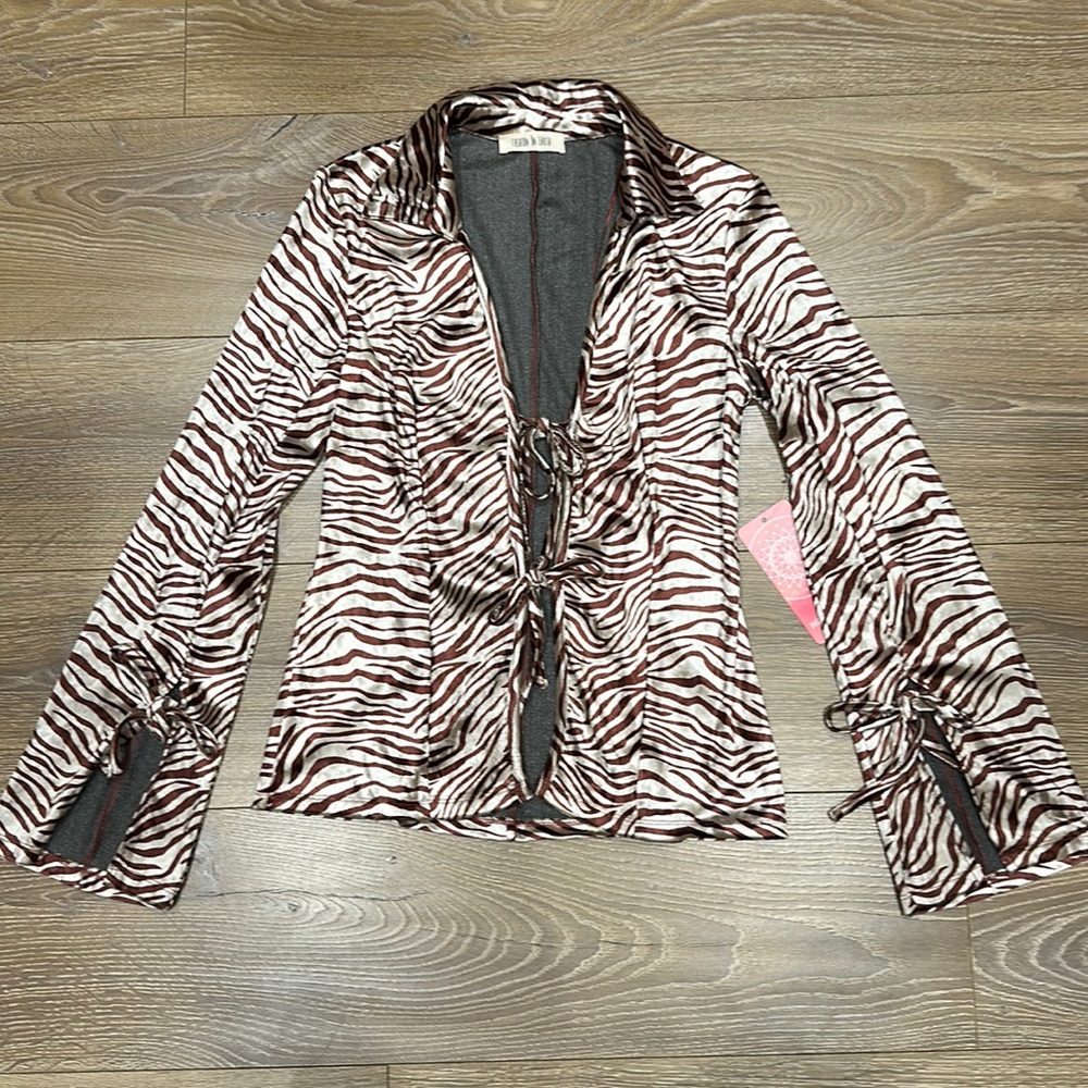 NWT zebra print flyaway double tie top